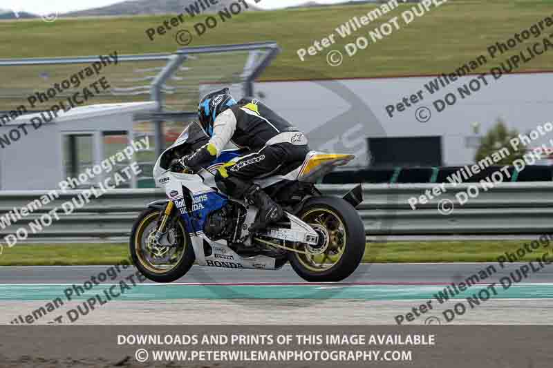 cadwell no limits trackday;cadwell park;cadwell park photographs;cadwell trackday photographs;enduro digital images;event digital images;eventdigitalimages;navarra;no limits trackdays;peter wileman photography;racing digital images;trackday digital images;trackday photos